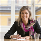 Karin Apelman